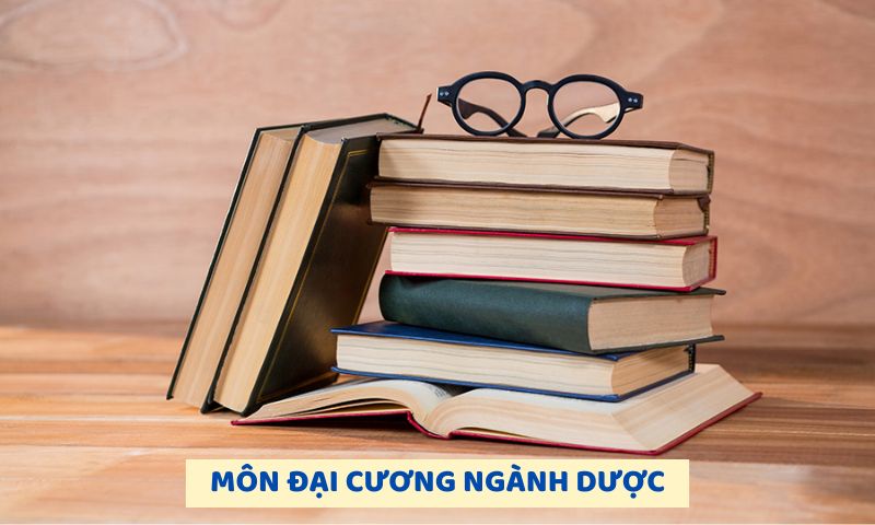 Năm nhất, năm hai ngành Dược học những môn gì? 